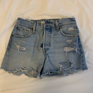 Levi’s 501 light wash ripped wedgie shorts